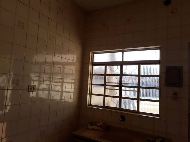 #102 - Casa para Venda em São José dos Campos - SP - 2
