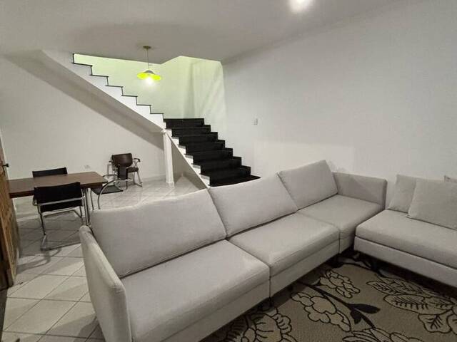 Casa para Venda em São José dos Campos - 4