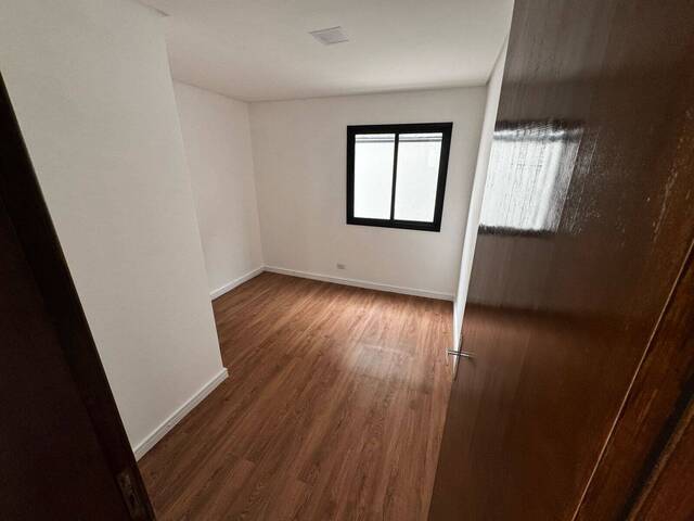 Casa para Venda em São José dos Campos - 5