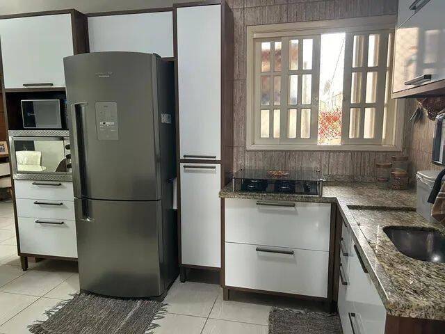 Casa para Venda em São José dos Campos - 4