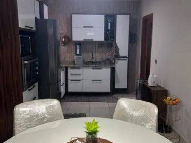 Casa para Venda em São José dos Campos - 5