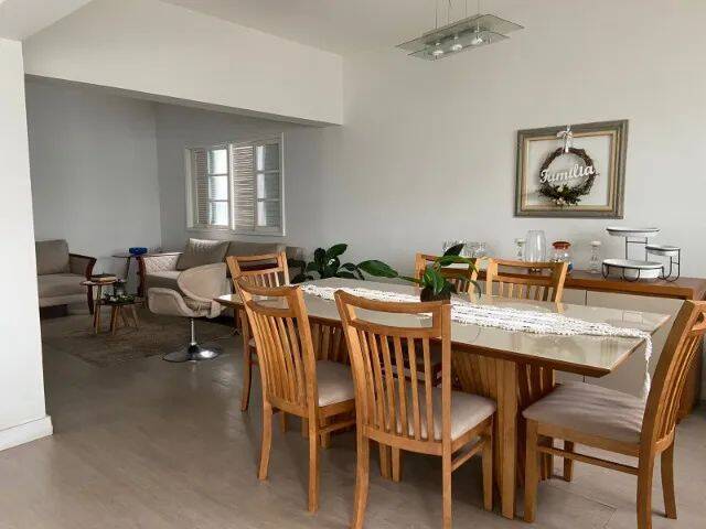 Casa para Venda em São José dos Campos - 2