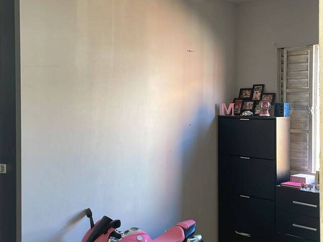 Casa para Venda em São José dos Campos - 5