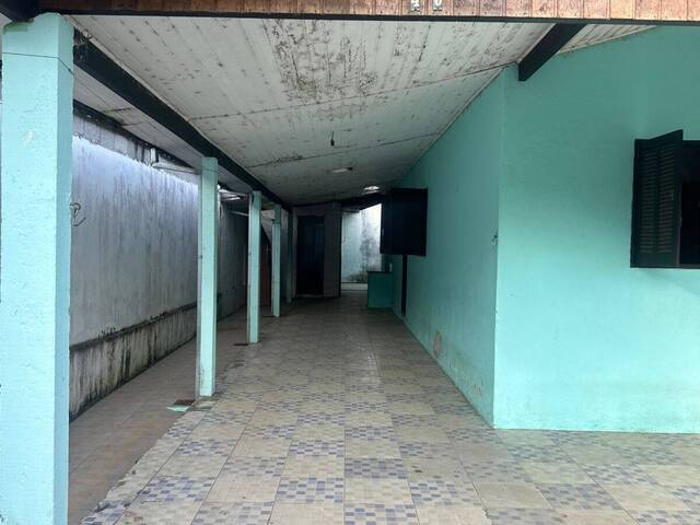 Casa para Venda em São José dos Campos - 2