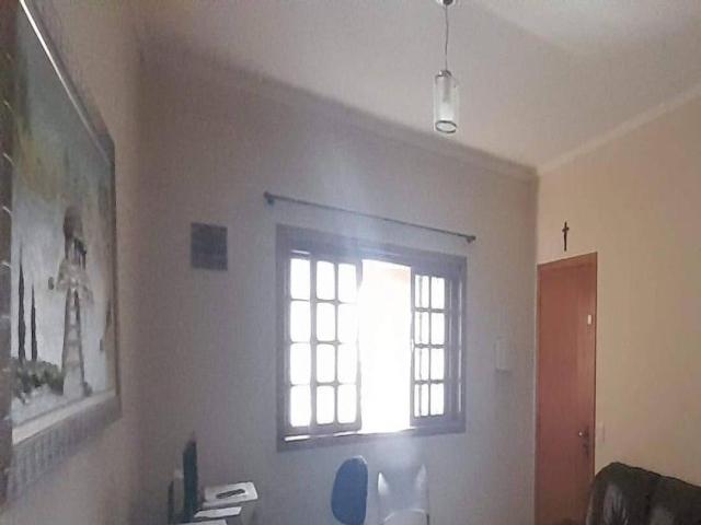 Casa para Venda em São José dos Campos - 3