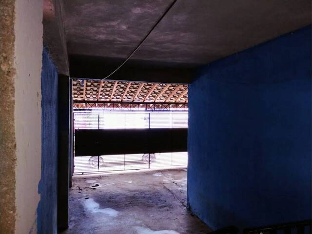 Casa para Venda em São José dos Campos - 4