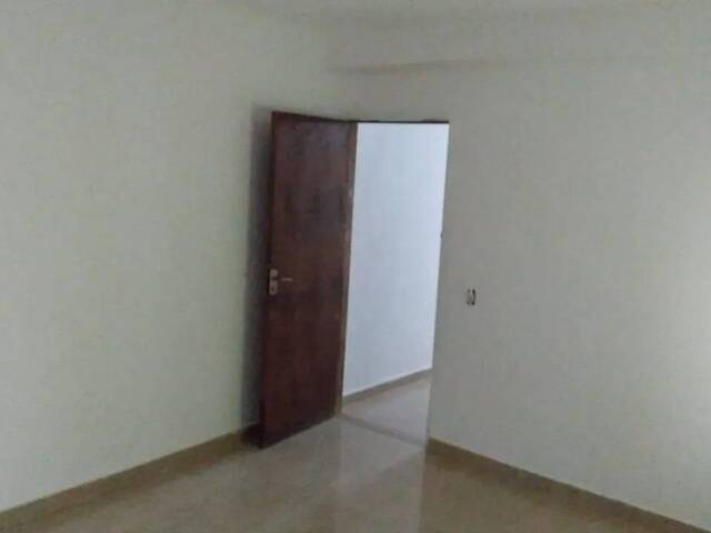 Casa para Venda em São José dos Campos - 4