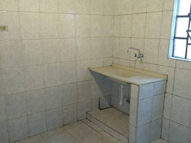 Casa para Venda em São José dos Campos - 4