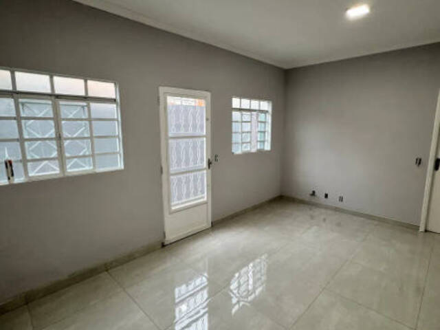 #203 - Casa para Venda em São José dos Campos - SP