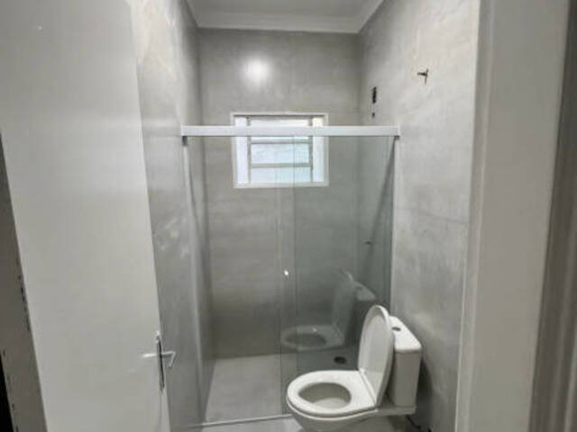 Casa para Venda em São José dos Campos - 2