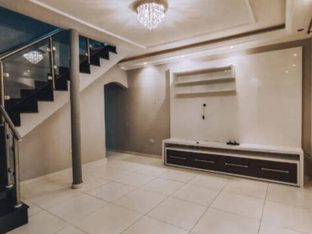 #204 - Casa para Venda em São José dos Campos - SP - 3