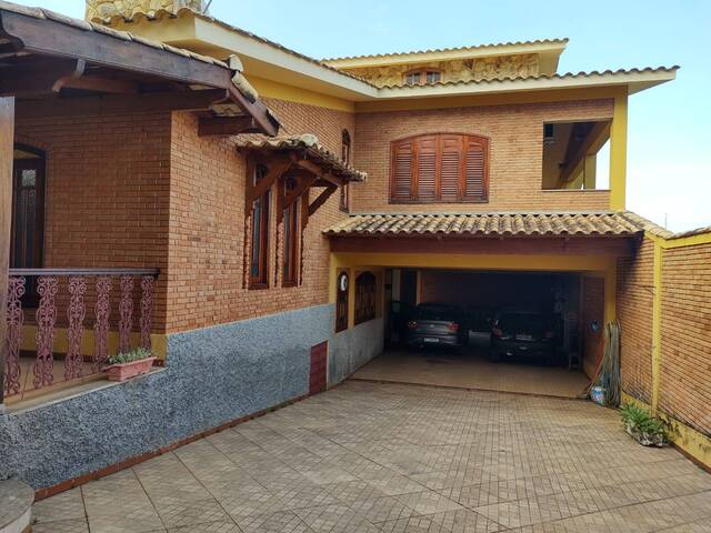 #215 - Casa para Venda em Paraguaçu - MG - 2