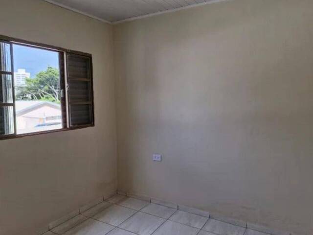 Casa para Venda em São José dos Campos - 4