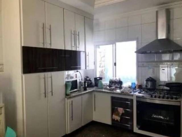 #229 - Casa para Venda em Jacareí - SP - 2