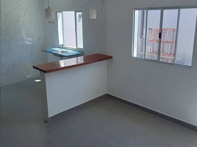 Casa para Venda em São José dos Campos - 4