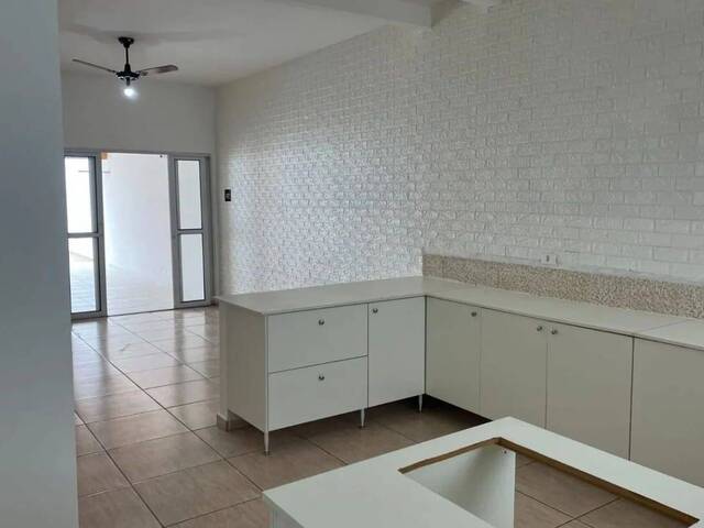 #241 - Casa para Venda em São José dos Campos - SP - 3