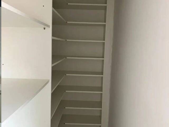 Casa para Venda em São José dos Campos - 4