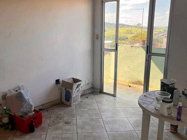 Casa para Venda em São José dos Campos - 4