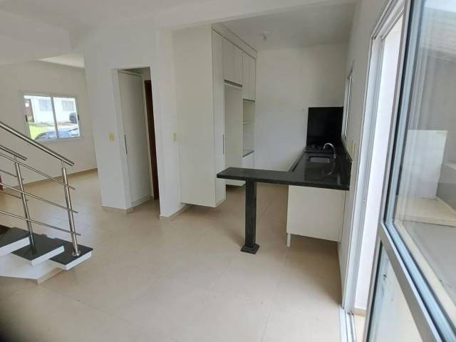 Casa para Locação em São José dos Campos - 2