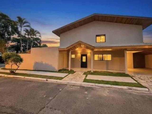 Casa para Venda em São José dos Campos - 4