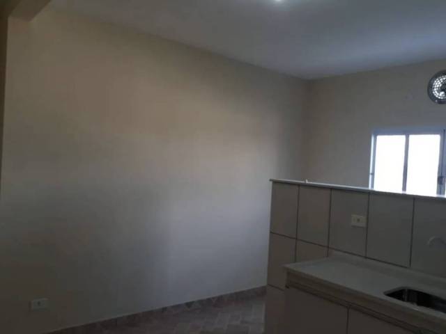 Casa para Venda em São José dos Campos - 4